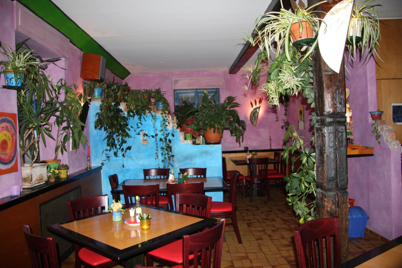 Hostel El Bocado Фридрихсхафен Экстерьер фото